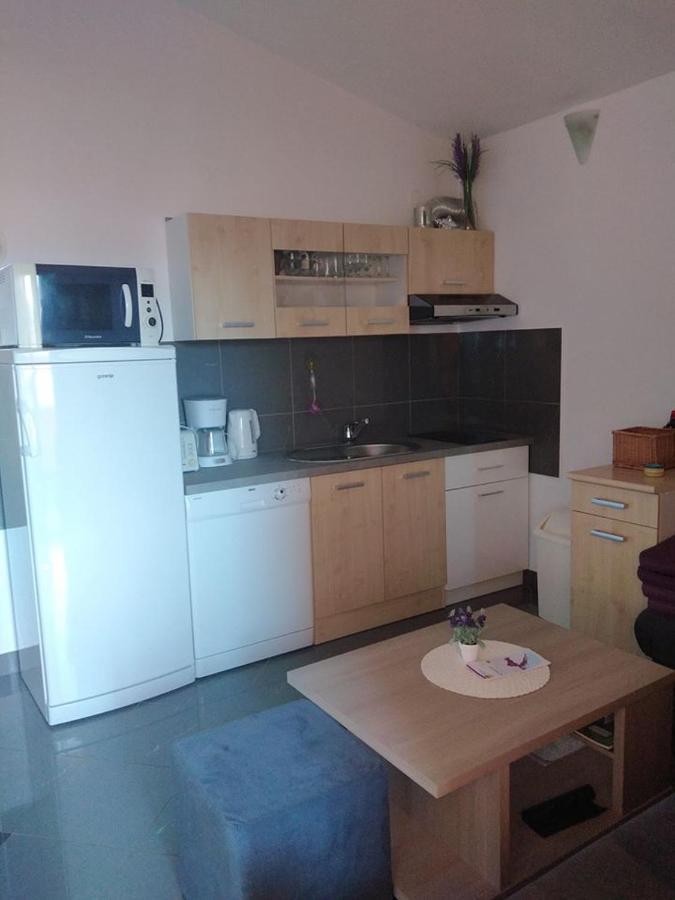 Apartmani Ivankovic 卡尔卢巴格 外观 照片