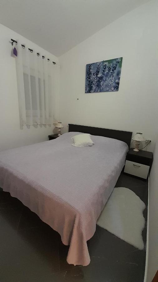 Apartmani Ivankovic 卡尔卢巴格 外观 照片